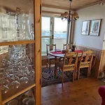 Spacious With Stunning Views Apartment *