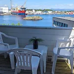 Spacious With Stunning Views