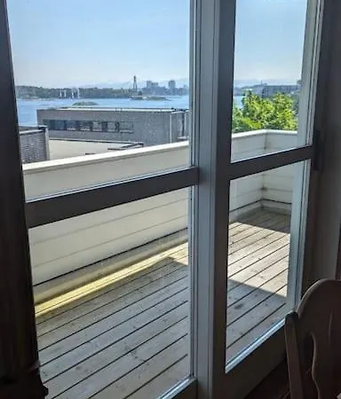 Spacious With Stunning Views Διαμέρισμα