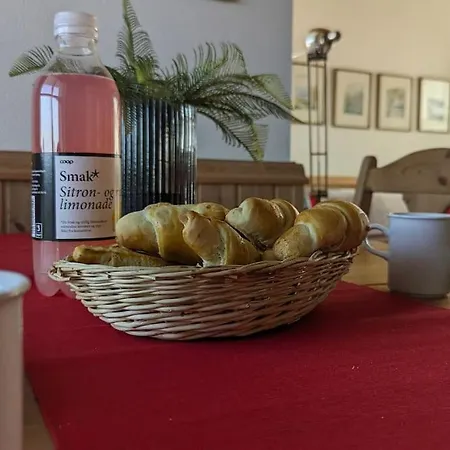 Spacious With Stunning Views شقة