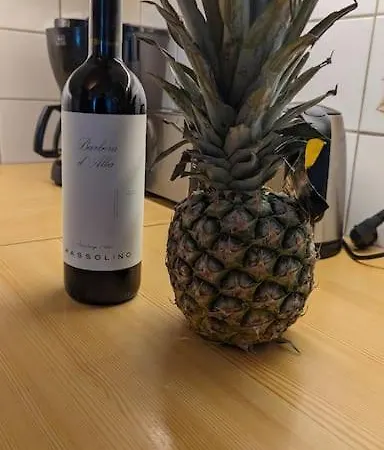 Spacious With Stunning Views 스타방에르